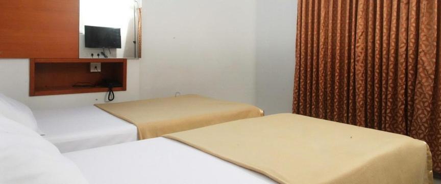 Surag Residency Otel Tiruchirappalli Oda fotoğraf