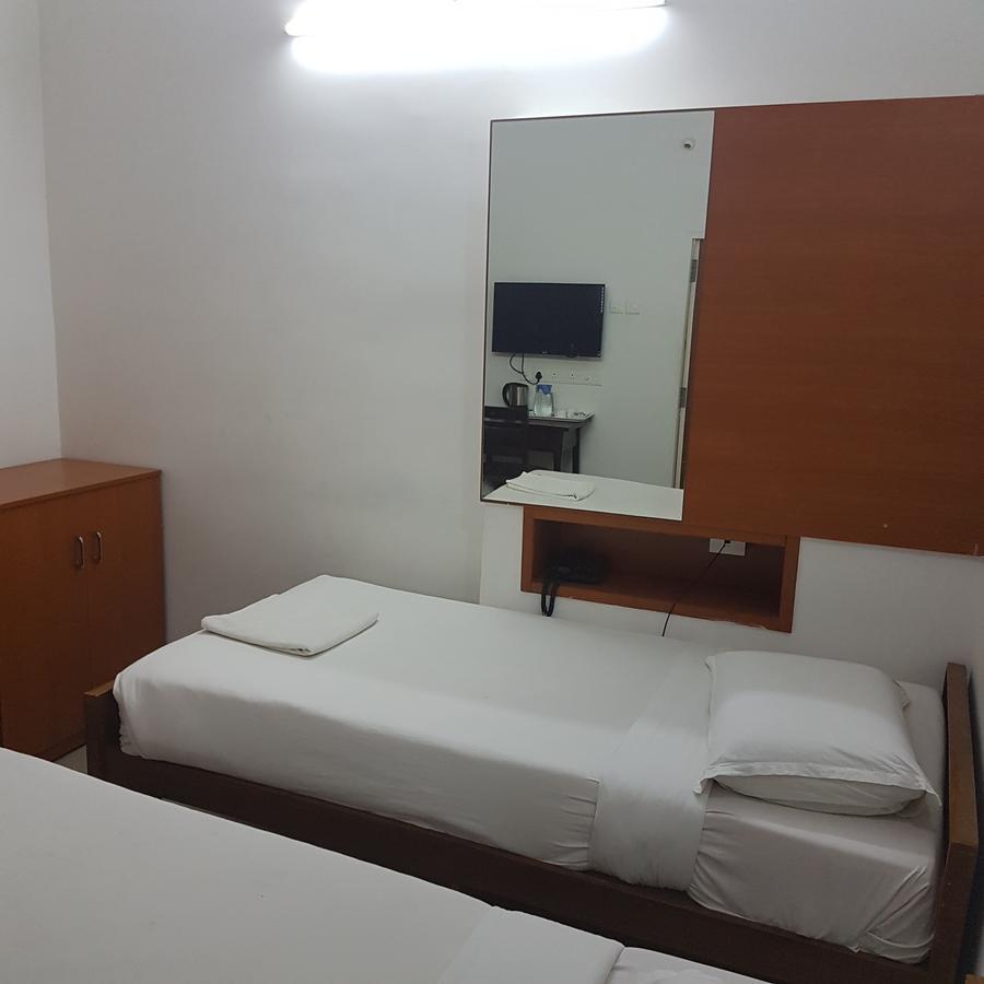 Surag Residency Otel Tiruchirappalli Dış mekan fotoğraf